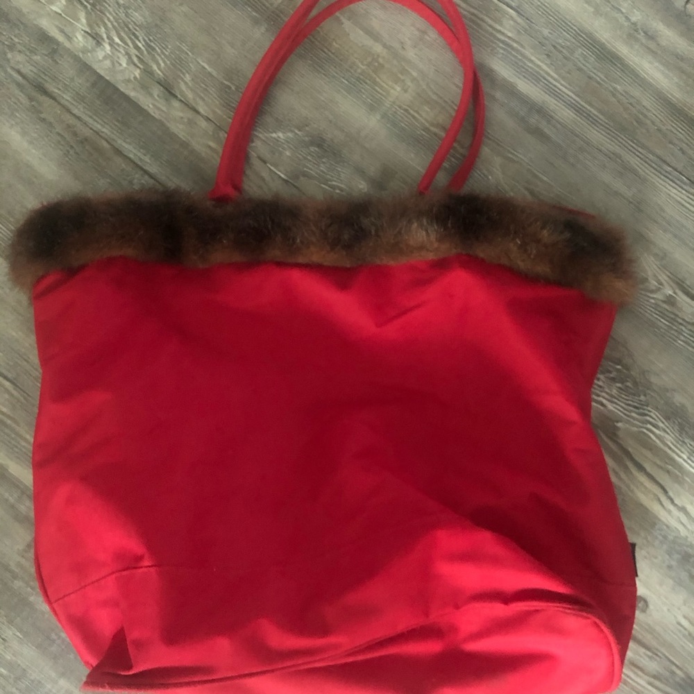 Murval Tote
